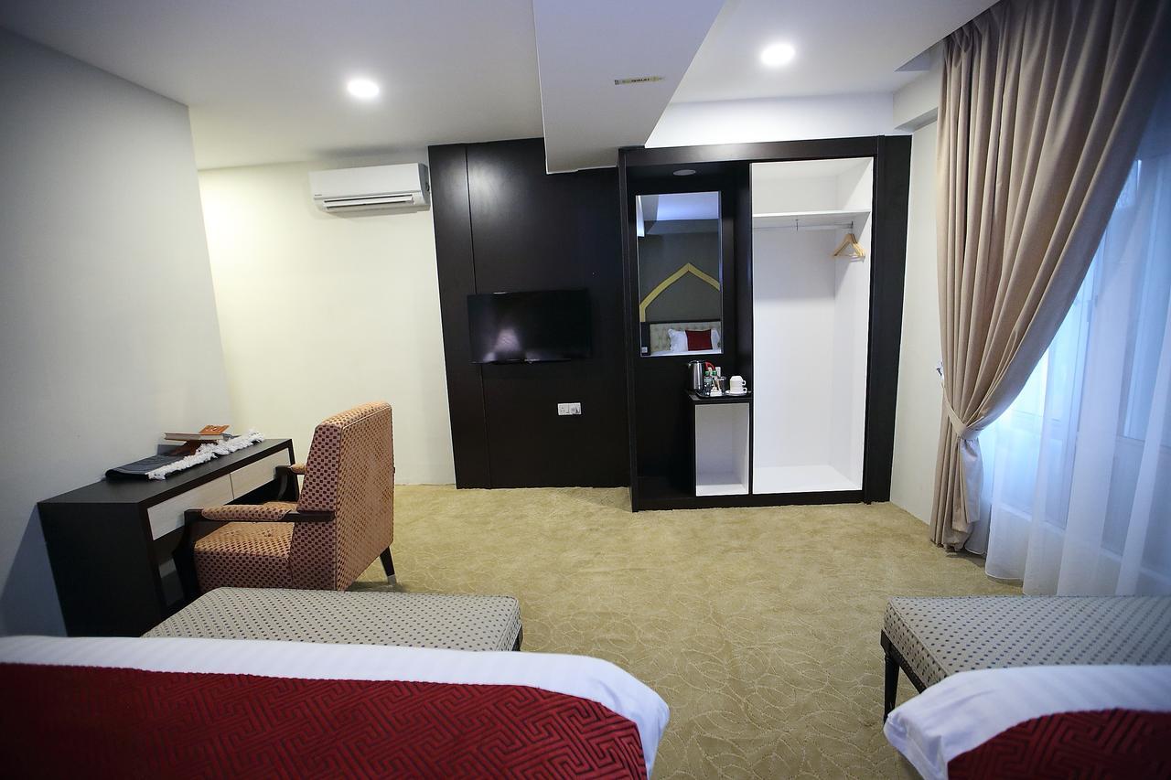 Al Khatiri Hotel Kubang Kerian Zewnętrze zdjęcie